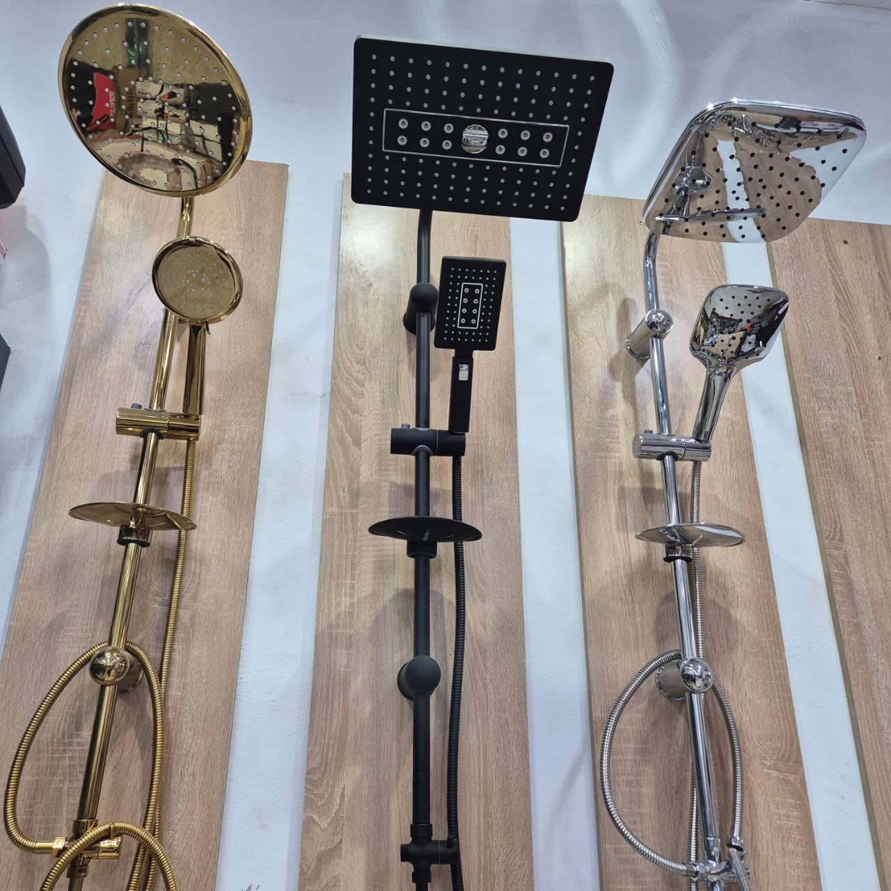  Colonnes de douche ROLLUXO + Mitigeur